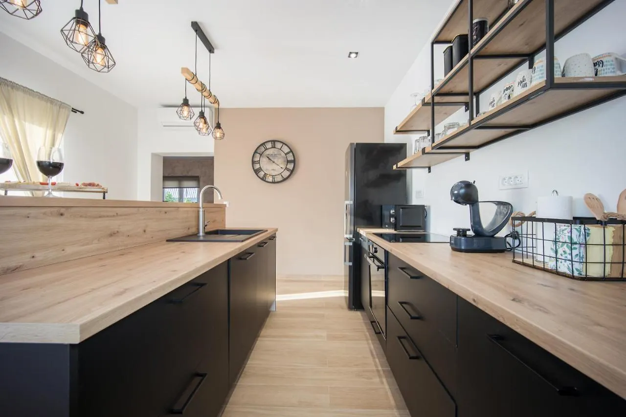 Vila Beautiful Holiday Home 