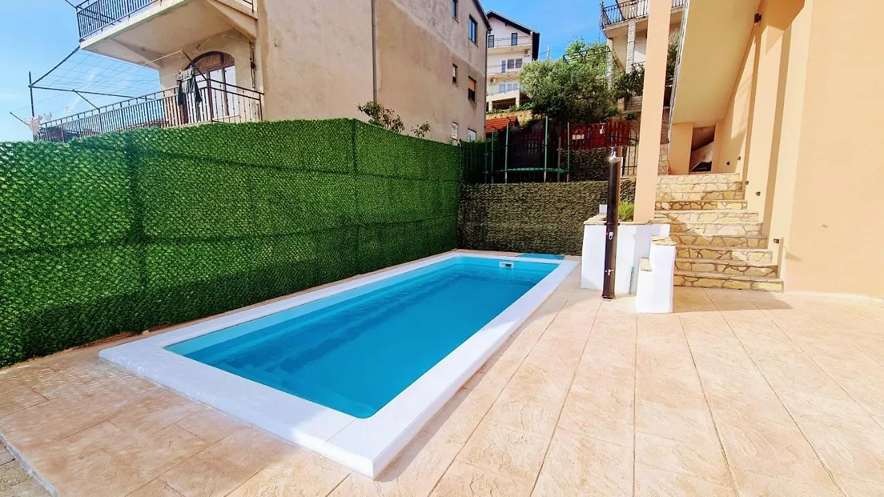 Vila Beautiful Holiday Home 
